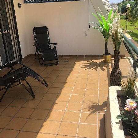 Appartement Residencia Playaquebrada เบนัลมาเดนา ภายนอก รูปภาพ