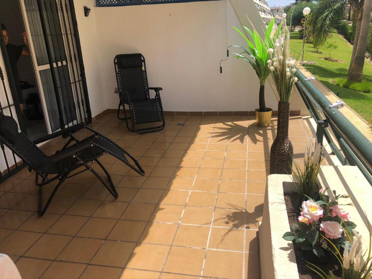 Appartement Residencia Playaquebrada เบนัลมาเดนา ภายนอก รูปภาพ
