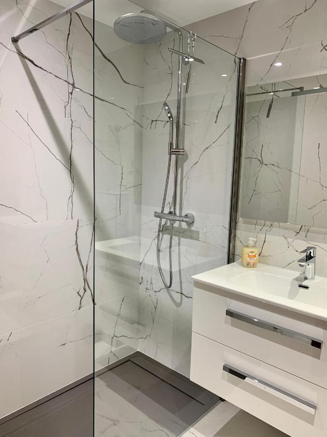 Appartement Residencia Playaquebrada เบนัลมาเดนา ภายนอก รูปภาพ