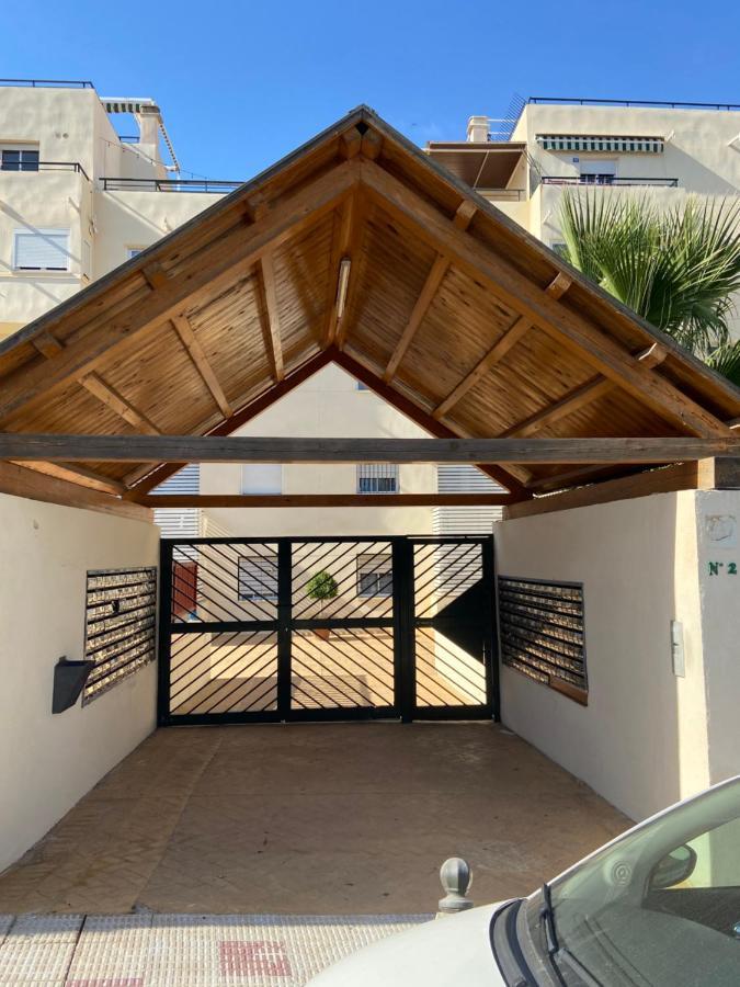 Appartement Residencia Playaquebrada เบนัลมาเดนา ภายนอก รูปภาพ